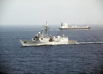 Ormuz bajo asedio: Estados Unidos reimpone el bloqueo naval a Irán y Teherán amplía su lista de objetivos a siete países