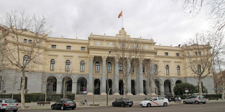 Fachada del Palacio de la Bolsa de Madrid, sede simbólica del Ibex 35
