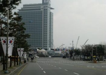 Samsung dispara su beneficio un 1.800% gracias a la IA y advierte de que la escasez de chips durará hasta 2028